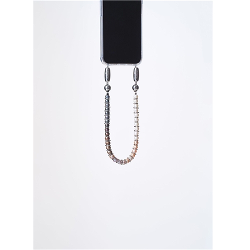 Linked Ombre pearl wristlet