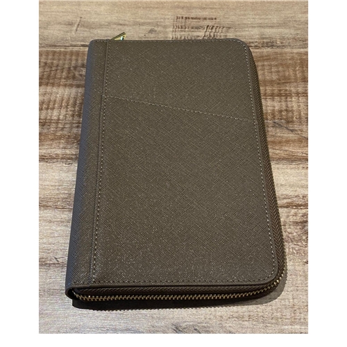 Leather Passport Pouch / Brown